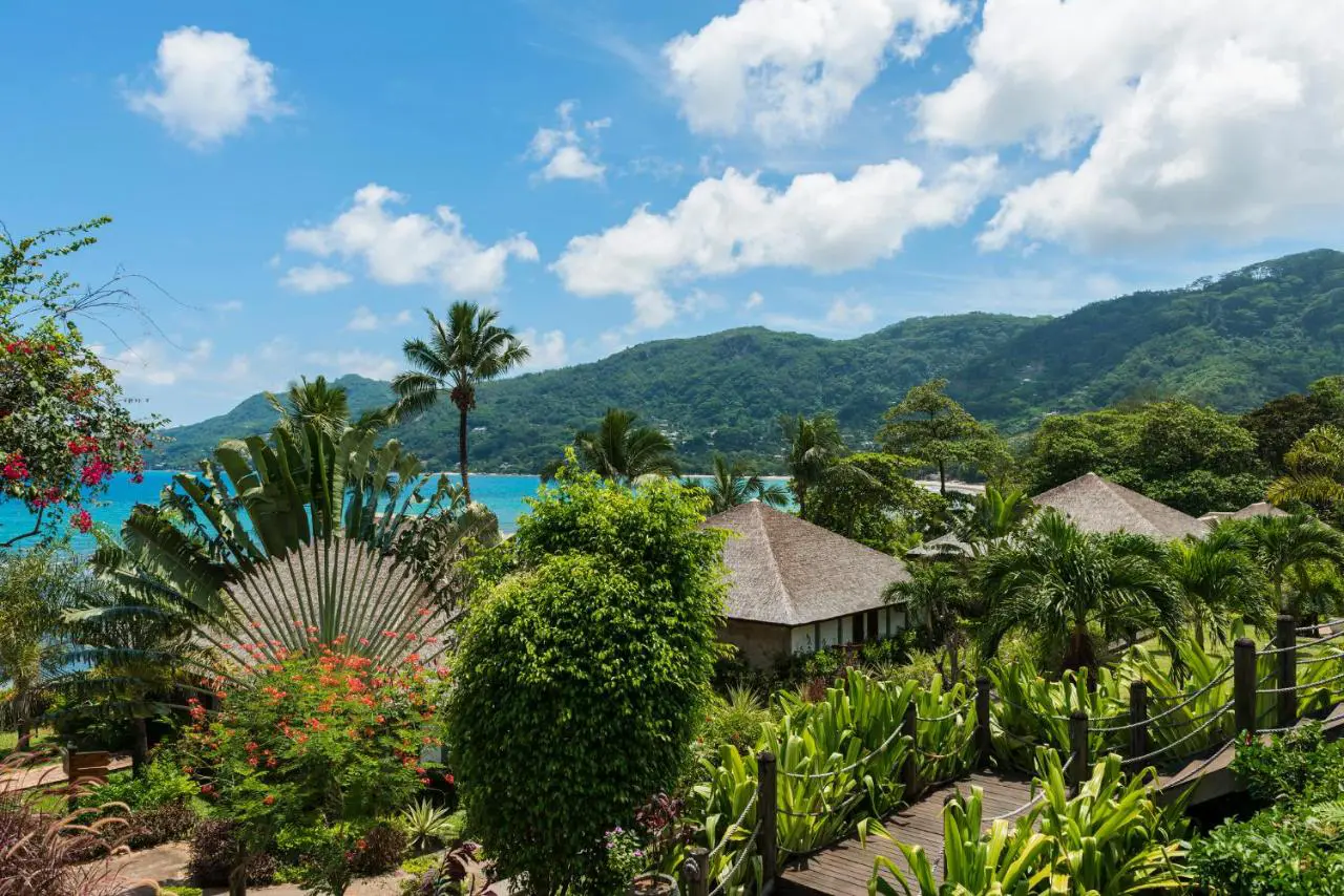 Les Seychelles – Séjour de prestige à l’hôtel Fisherman’s Cove Resort****