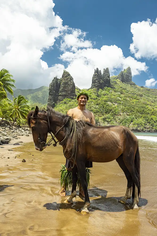 Cheval-a-Nuku-Hiva-2